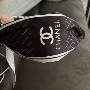 Headband new never wore